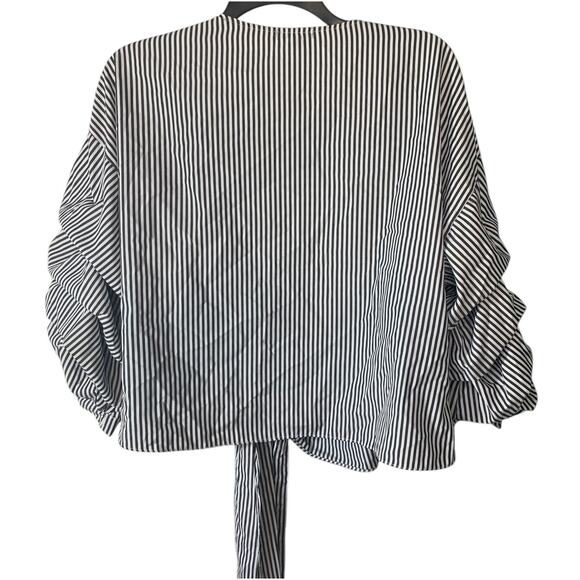 Plus Size Women Ruffle Sleeve V Neck Waist Tie Striped Black/White Blouse‎ 2X - Picture 3 of 9